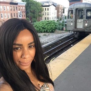 Meet your Posher, Savannah